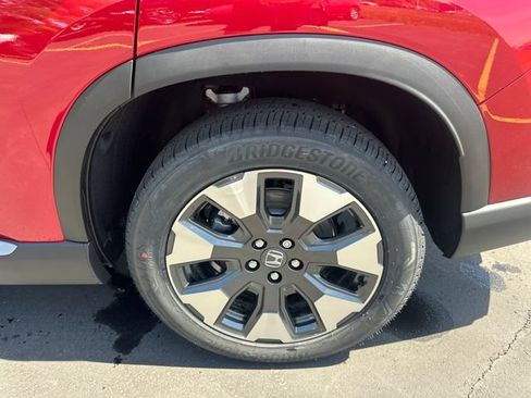 New 2026 Honda Pilot Touring image 41