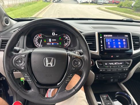 Used 2016 Honda Pilot Elite image 7