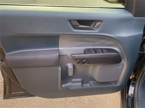 Used 2024 Ford Maverick XL image 12