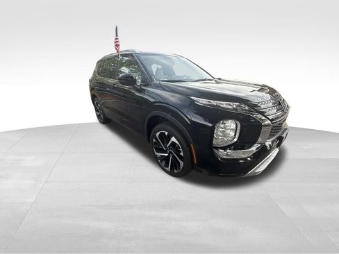 Used 2024 Mitsubishi Outlander SEL AWD/4WD image 9