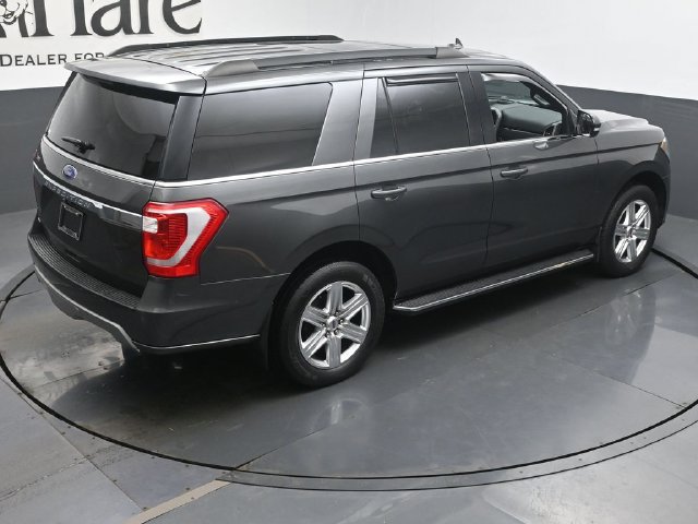 Used 2020 Ford Expedition XLT w/ Equipment Group 202A AWD/4WD image 46