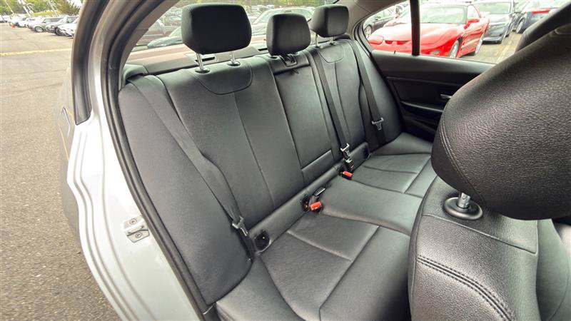 Used 2014 BMW 328i xDrive Sedan AWD/4WD image 19