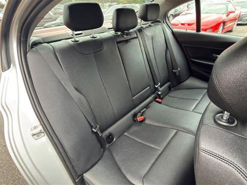 Used 2014 BMW 328i xDrive Sedan AWD/4WD image 19