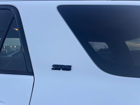 Used 2021 Toyota 4Runner SR5 Premium image 10