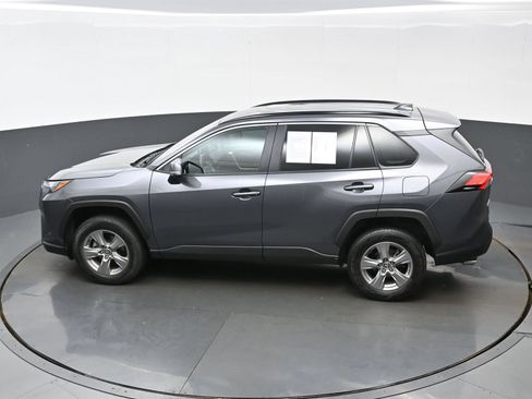 Used 2024 Toyota RAV4 XLE FWD image 37
