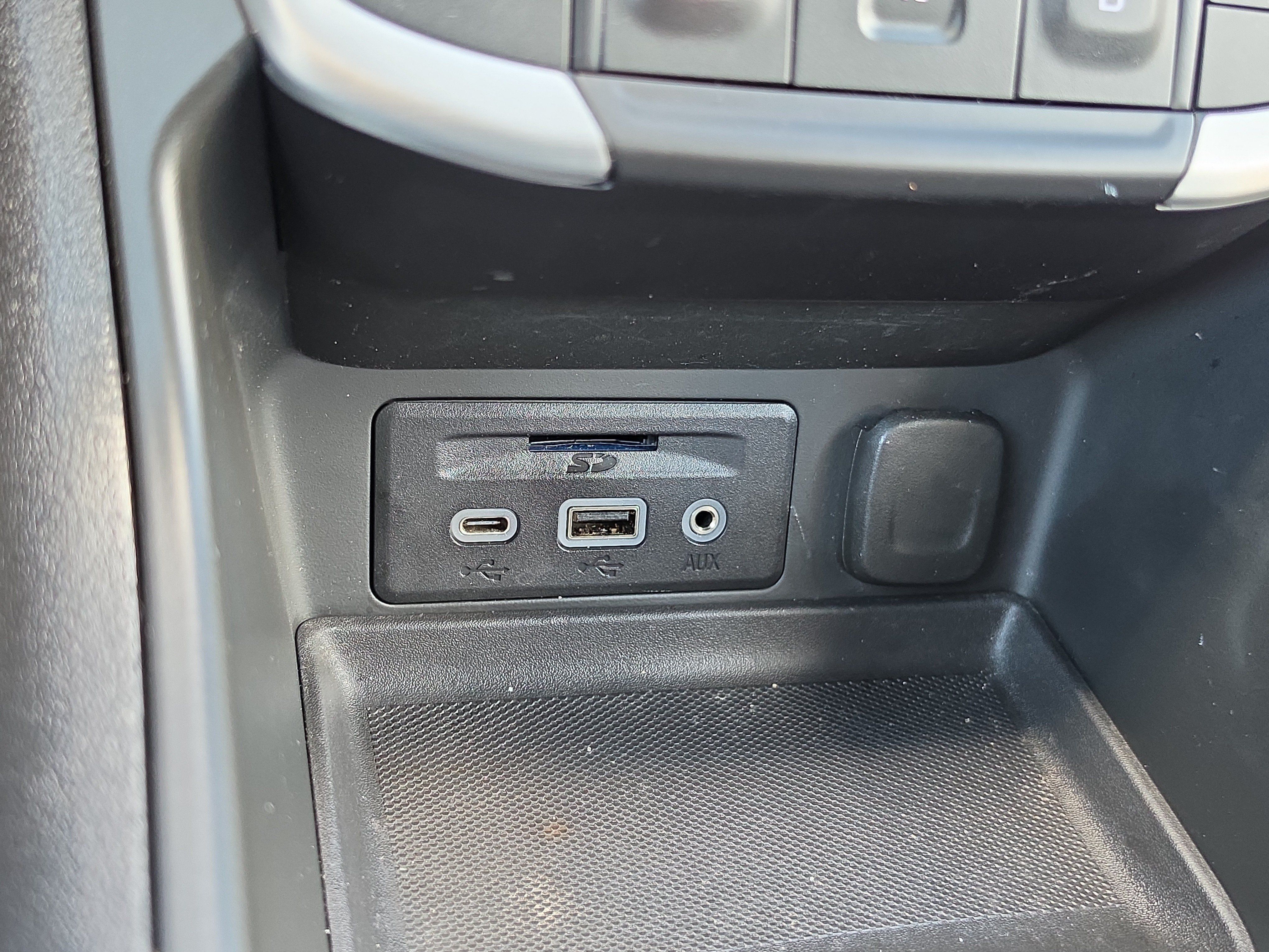 Certified 2023 GMC Terrain SLT FWD image 29