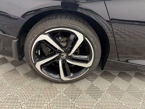 Used 2022 Honda Accord Sport image 18
