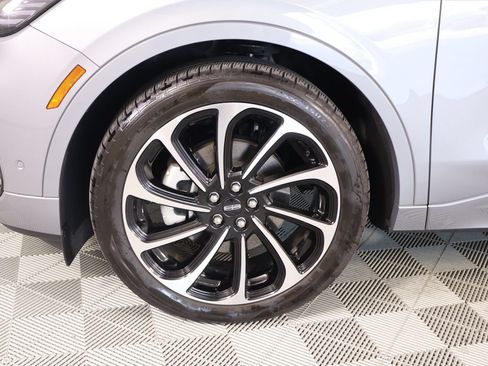 Used 2024 Lincoln Nautilus Black Label AWD/4WD image 19