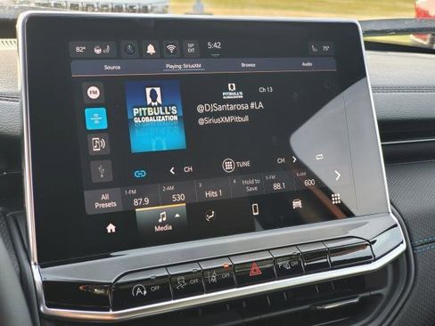 New 2026 Jeep Compass Limited image 13