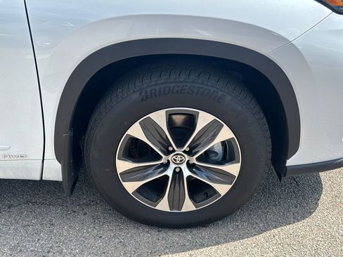 Used 2026 Toyota Highlander XLE AWD/4WD image 43