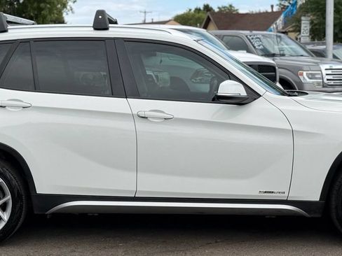 Used 2015 BMW X1 sDrive28i RWD image 2