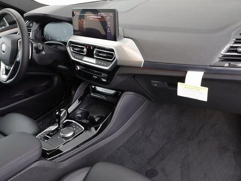 New 2025 BMW X4 xDrive30i w/ Premium Package image 22