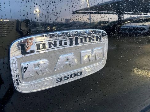 Used 2015 RAM 3500 Laramie Longhorn image 30