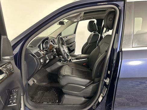 Used 2015 Mercedes-Benz GL 450 4MATIC image 22