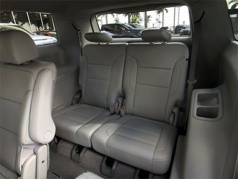 Certified 2021 GMC Acadia SLT w/ Preferred Package image 31