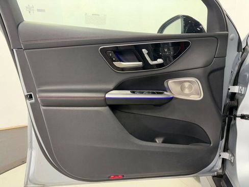 Used 2024 Mercedes-Benz GLC 43 AMG 4MATIC w/ Driver Assistance Package image 6