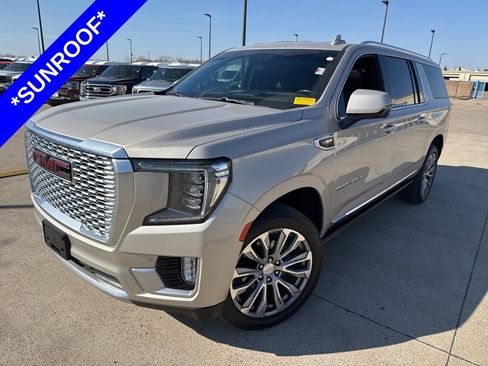 Used 2021 GMC Yukon XL Denali w/ Denali Premium Package image 1