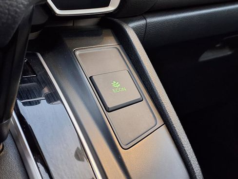 Used 2018 Honda CR-V LX image 29