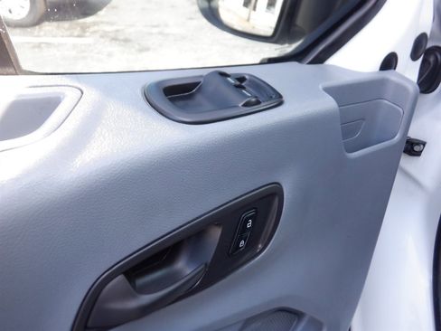 Used 2018 Ford Transit 250 130 Low Roof w/ Exterior Upgrade Package RWD image 18