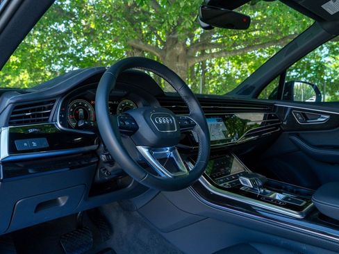 Used 2025 Audi Q7 2.0T Premium Plus AWD/4WD image 19