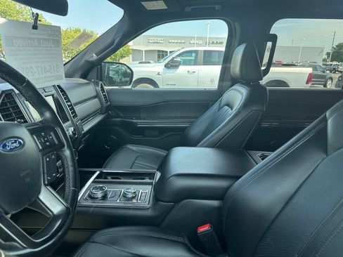 Used 2021 Ford Expedition Limited AWD/4WD image 6