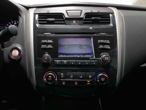 Used 2015 Nissan Altima 2.5 S w/ Power Driver Seat Package FWD image 14
