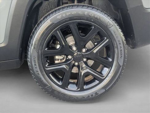 Used 2022 Jeep Renegade Altitude w/ Sun/Sound Group image 25