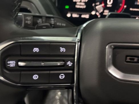 Used 2025 GMC Yukon Denali w/ Denali Reserve Package image 27