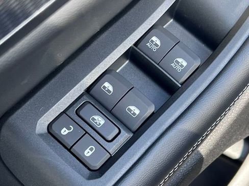New 2026 Jeep Grand Cherokee L Laredo AWD/4WD image 18