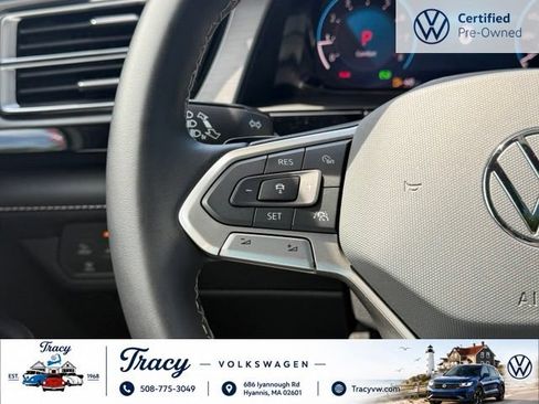 Certified 2024 Volkswagen Atlas Cross Sport SE w/ Panoramic Sunroof Package AWD/4WD image 15