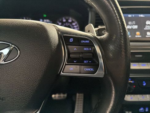 Used 2018 Hyundai Sonata Sport FWD image 16