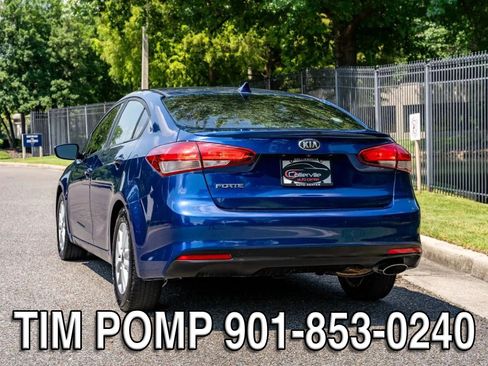 Used 2017 Kia Forte S FWD image 7