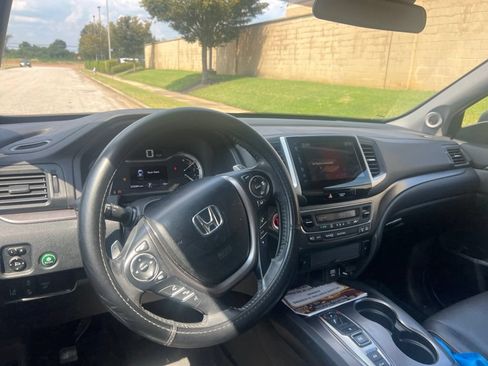 Used 2020 Honda Ridgeline RTL image 5