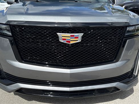Used 2022 Cadillac Escalade ESV Sport w/ Touring Package AWD/4WD image 14