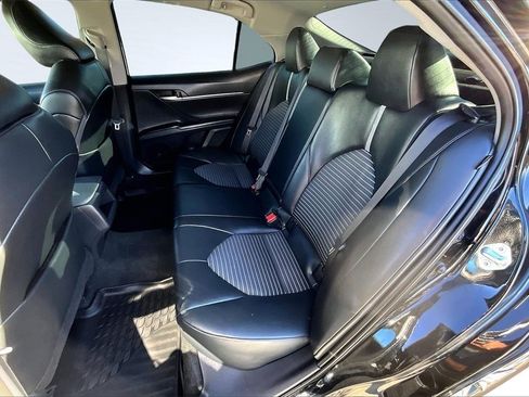Used 2024 Toyota Camry SE image 27