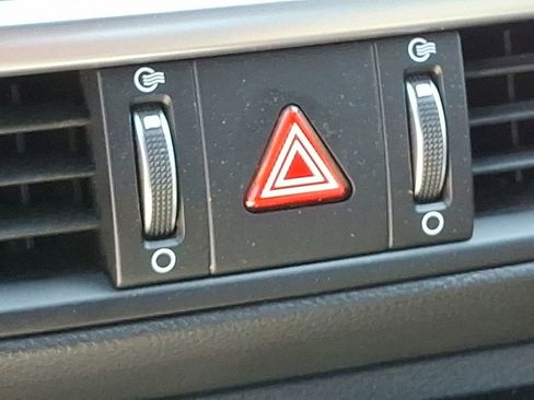 Used 2023 Kia Forte GT-Line image 26