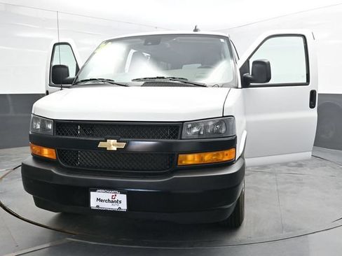 Used 2024 Chevrolet Express 3500 LS RWD image 48