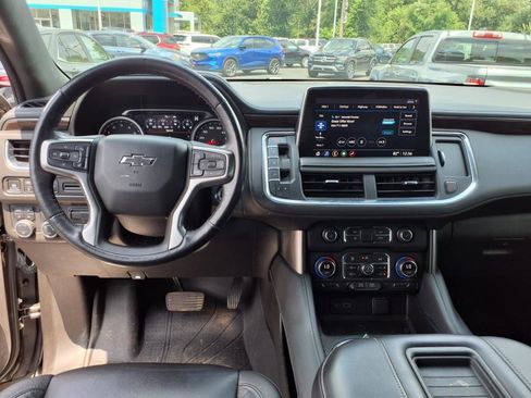 Certified 2021 Chevrolet Suburban Z71 w/ Z71 Off-Road Package image 9