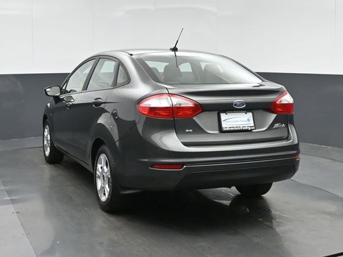 Used 2016 Ford Fiesta SE FWD image 5