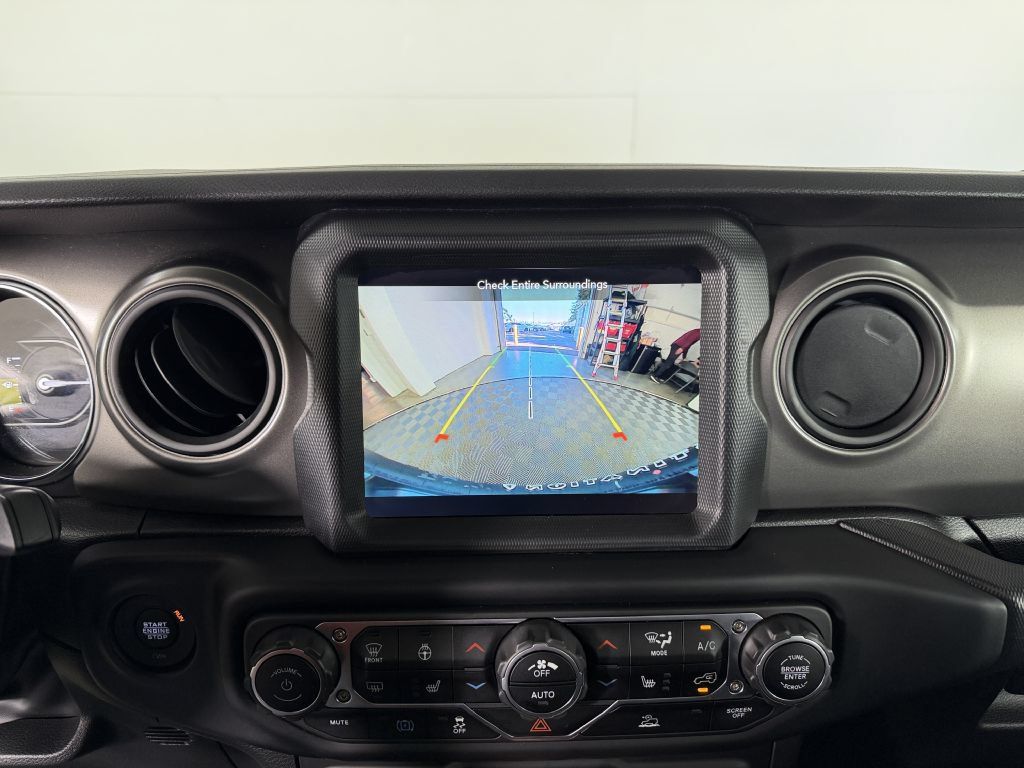Used 2023 Jeep Wrangler Unlimited w/ Cold Weather Group AWD/4WD image 41
