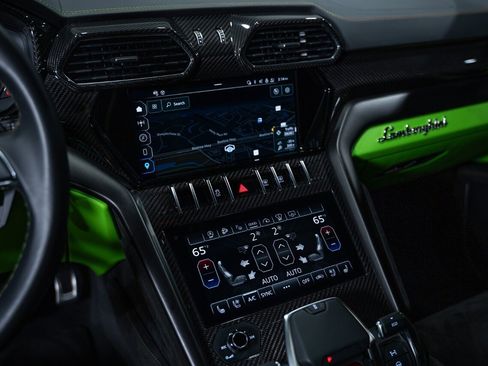 Used 2023 Lamborghini Urus S image 58