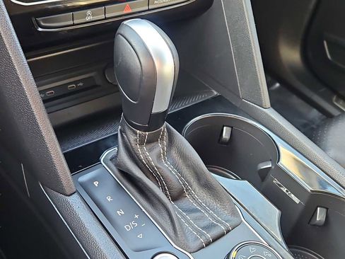 Used 2023 Volkswagen Atlas SEL image 33