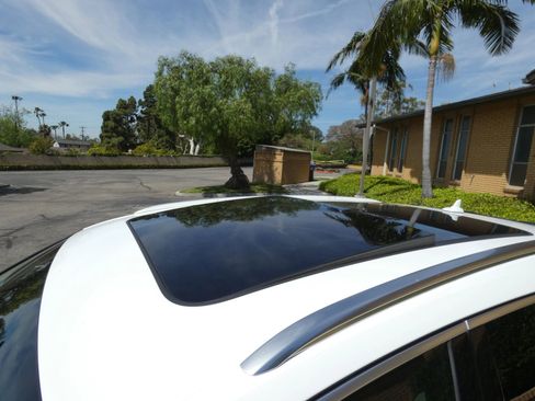 Used 2020 Audi Q5 e Premium Plus image 19