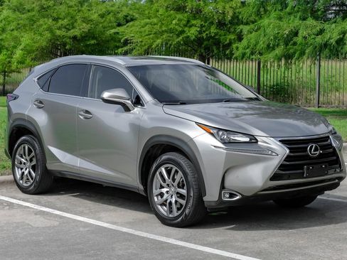 Used 2016 Lexus NX 200t FWD w/ Premium Package image 11