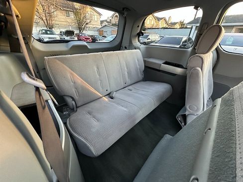 Used 2005 Nissan Quest 3.5 w/ (S01) Seat Pkg image 22