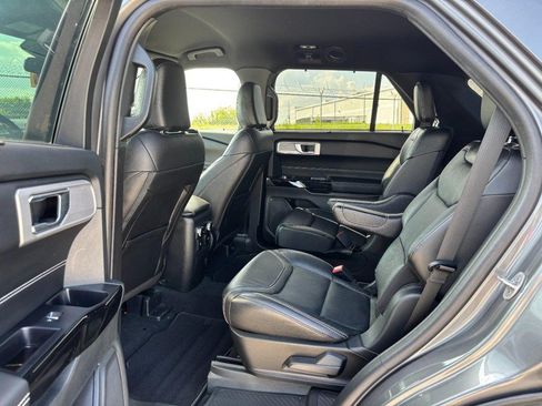 Used 2023 Ford Explorer ST w/ Equipment Group 401A AWD/4WD image 14