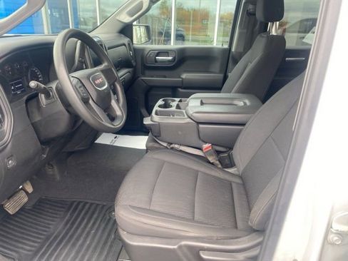 Used 2024 GMC Sierra 1500 Pro w/ Graphite Edition AWD/4WD image 9