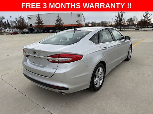 Used 2018 Ford Fusion SE image 29