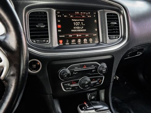 Used 2015 Dodge Charger R/T w/ Plus Group RWD image 26