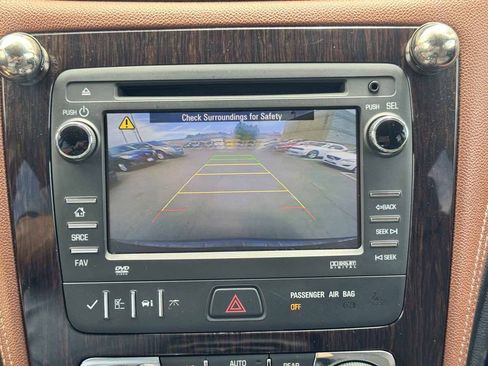Used 2015 Chevrolet Traverse LT w/ Traveler's Package AWD/4WD image 46